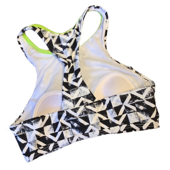 Go by Gossip High-Neck Keyhole Front Geometric Print Racerback Bikini Top - Picture 4 of 9